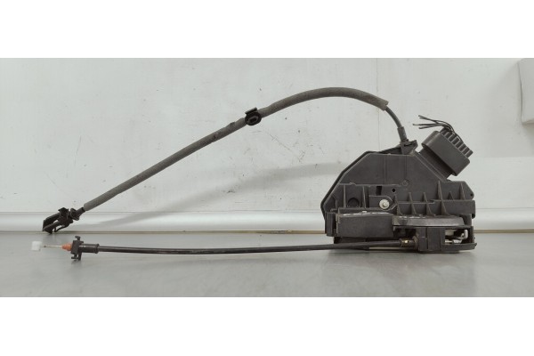 Recambio de cerradura puerta delantera derecha para ford focus lim. (cb8) 5ecalc referencia OEM IAM BM5AA21812BE  