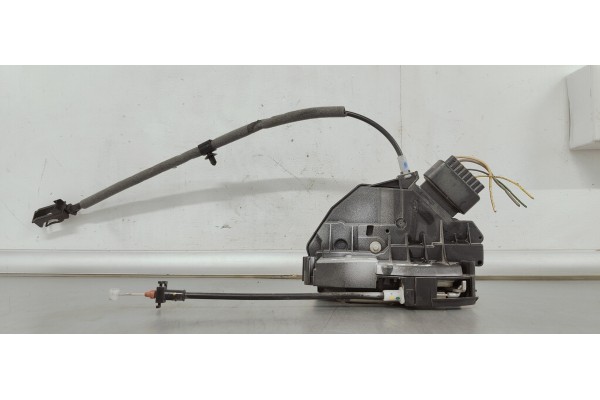 Recambio de cerradura puerta trasera derecha para ford focus lim. (cb8) 5ecalc referencia OEM IAM BM5AA26412AE  