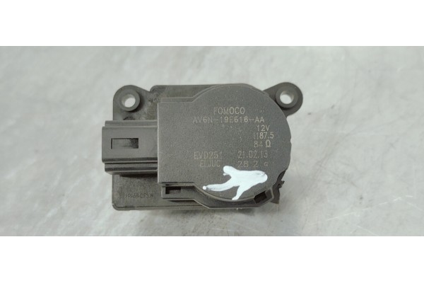 Recambio de motor apertura trampillas climatizador para ford focus lim. (cb8) 5ecalc referencia OEM IAM AV6N19E616AA  