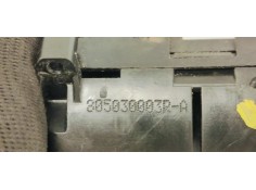 Recambio de cerradura puerta delantera izquierda para renault megane iii coupe 1.5 dci 110 fap referencia OEM IAM 805030003R  
