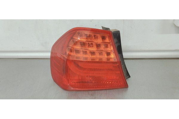 Recambio de piloto trasero izquierdo para bmw serie 3 berlina (e90) 318 i referencia OEM IAM 7289425  