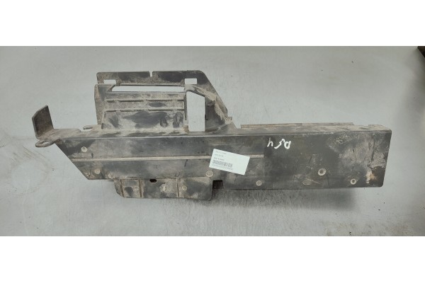 Recambio de moldura para ds 4 1.5 hdi referencia OEM IAM 9831446880  
