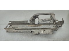 Recambio de moldura para ds 4 1.5 hdi referencia OEM IAM 9831446880  