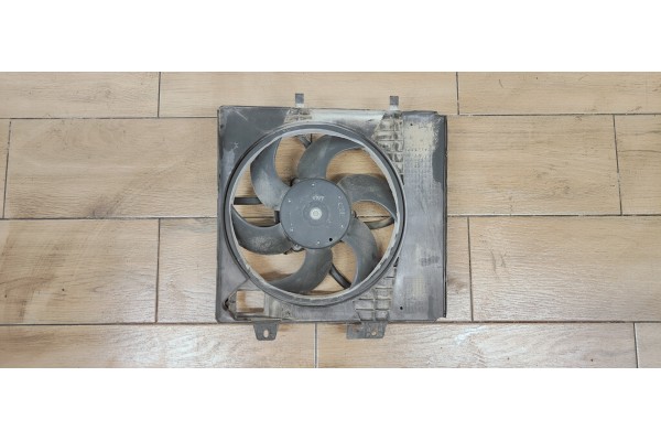 Recambio de electroventilador para citroen c3 1.4 hdi exclusive referencia OEM IAM 9653804080  