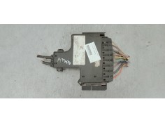 CAJA RELES / FUSIBLES 
