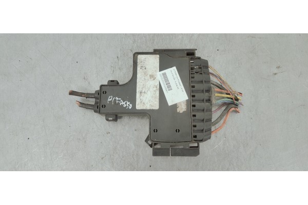 Recambio de caja reles / fusibles para citroen c4 picasso 1.6 hdi referencia OEM IAM   