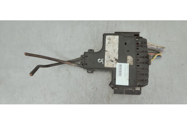 Recambio de caja reles / fusibles para citroen c4 picasso 1.6 hdi referencia OEM IAM   
