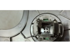 Recambio de consola central para peugeot 5008 1.6 i turbo 180 fap referencia OEM IAM 9815049277  