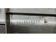 Recambio de consola central para peugeot 5008 1.6 i turbo 180 fap referencia OEM IAM 9815049277  