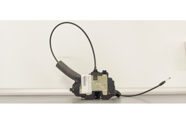 Recambio de cerradura puerta delantera derecha para renault megane iii coupe 1.5 dci 110 fap referencia OEM IAM 805020003R  
