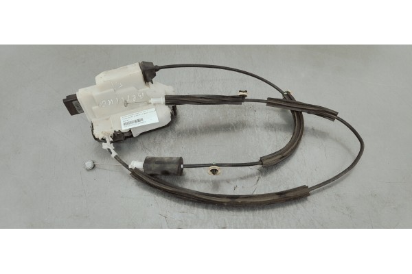 Recambio de cerradura puerta lateral izquierda para citroen berlingo 1.5 hdi referencia OEM IAM 243587  