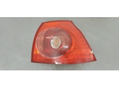Recambio de piloto trasero derecho para volkswagen golf v berlina (1k1) 1.9 tdi 105 referencia OEM IAM 1K6945096G  