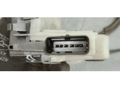 Recambio de cerradura puerta lateral derecha para citroen berlingo 1.5 hdi referencia OEM IAM 243585  