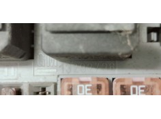 Recambio de caja reles / fusibles para opel corsa d cosmo referencia OEM IAM 13292736  