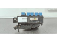 Recambio de caja reles / fusibles para hyundai i30 1.6crdi 90 referencia OEM IAM 3916025000  