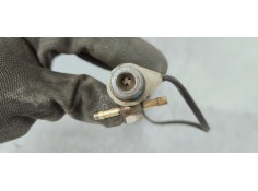 Recambio de inyector para volkswagen golf iv berlina (1j1) básico referencia OEM IAM 038130201F  
