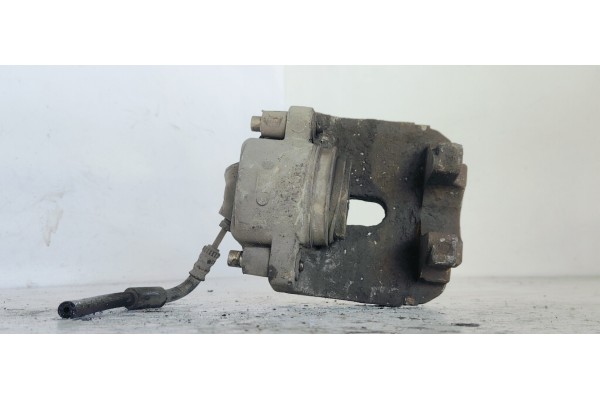 Recambio de pinza de freno delantera derecha para bmw serie 5 touring (f11) 518d referencia OEM IAM 6024330  