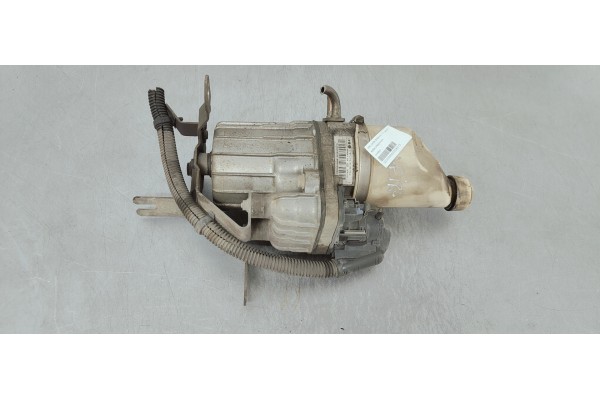 Recambio de bomba direccion para opel zafira b edition ´´111 jahre´´ referencia OEM IAM 13192897  