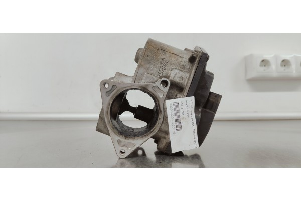 Recambio de valvula egr para volkswagen passat berlina (3c2) 2.0 tdi 140 referencia OEM IAM 03G131501  