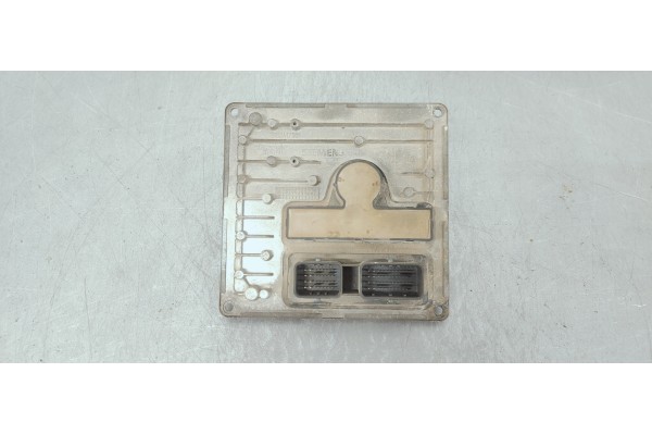 Recambio de centralita motor uce para citroen c3 1.4 hdi exclusive referencia OEM IAM 9663660280  