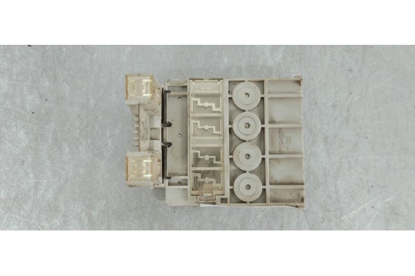 Recambio de caja reles / fusibles para citroen c4 aircross 1.6 hdi 115 fap referencia OEM IAM   