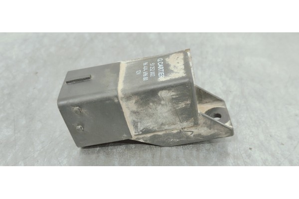 Recambio de caja precalentamiento para citroen c3 1.4 hdi exclusive referencia OEM IAM 9640469680  