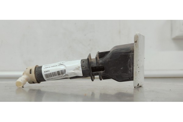 Recambio de limpia faros xenon para renault koleos 2.0 dci 150 4x4 fap referencia OEM IAM 63963  