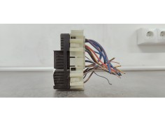 Recambio de caja reles / fusibles para ford mondeo ber. (ca2) 1.8 tdci 125 referencia OEM IAM   