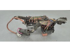 Recambio de caja reles / fusibles para opel corsa d 1.2 referencia OEM IAM 13319872  