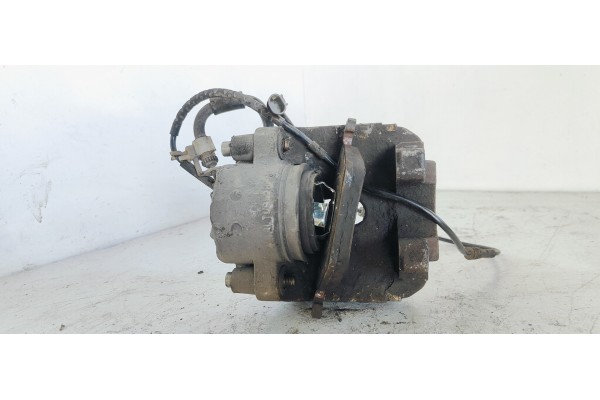Recambio de pinza de freno delantera izquierda para bmw serie 5 touring (f11) 518d referencia OEM IAM 6034330  