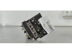Recambio de caja reles / fusibles para toyota aygo x 1.0 i referencia OEM IAM 82670K0010  