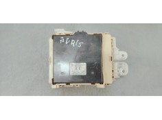 Recambio de caja reles / fusibles para toyota auris 1.6 d4d 112 fap referencia OEM IAM 8273012X80A  