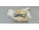 Recambio de caja reles / fusibles para toyota auris 1.6 d4d 112 fap referencia OEM IAM 8273012X80A  