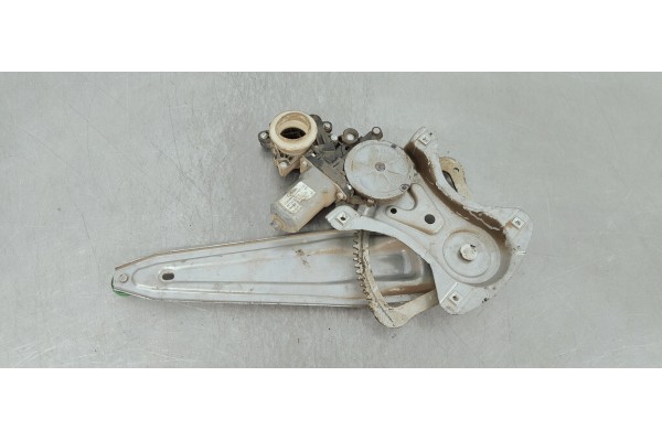 Recambio de elevalunas trasero derecho para toyota auris 1.4d4d 90 fap referencia OEM IAM 8570202020  