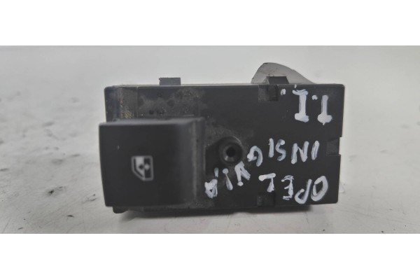 Recambio de mando elevalunas trasero izquierdo para opel insignia berlina 2.0 16v cdti referencia OEM IAM 13301888  