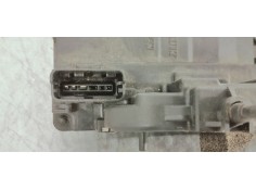 Recambio de cerradura puerta trasera derecha para renault koleos 2.0 dci 150 4x4 fap referencia OEM IAM   