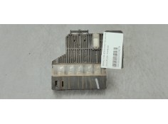Recambio de caja reles / fusibles para renault koleos 2.0 dci 150 4x4 fap referencia OEM IAM   