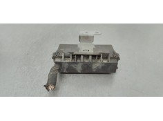 Recambio de caja reles / fusibles para renault koleos 2.0 dci 150 4x4 fap referencia OEM IAM   