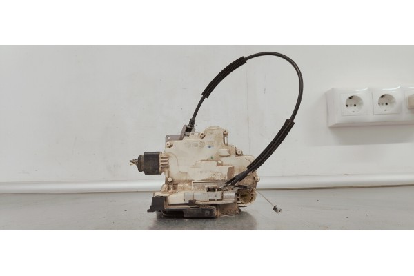 Recambio de cerradura puerta delantera izquierda para seat leon (1p1) reference referencia OEM IAM 1P1837015  