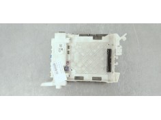 CAJA RELES / FUSIBLES 8273070011 