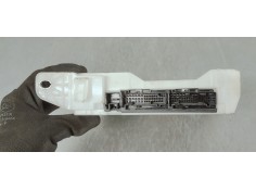 Recambio de caja reles / fusibles para toyota aygo x 1.0i 72 referencia OEM IAM 8273070011  
