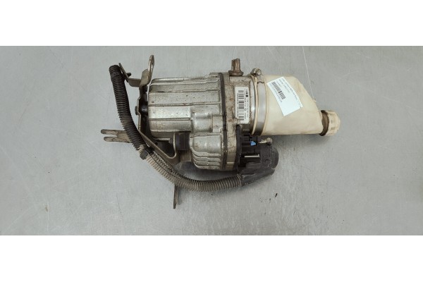 Recambio de bomba direccion para opel astra h berlina enjoy referencia OEM IAM 13192897  