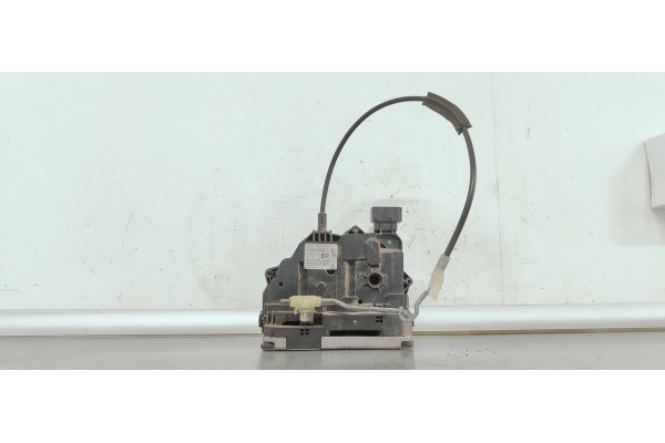 Recambio de cerradura puerta trasera izquierda para opel corsa d 1.2 referencia OEM IAM 13258265  