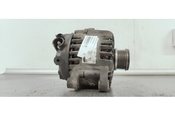 Recambio de alternador para citroen c4 berlina vtr plus referencia OEM IAM 9665617780  