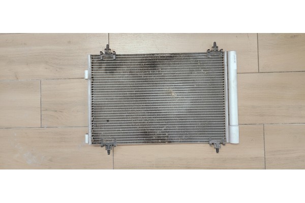 Recambio de condensador / radiador aire acondicionado para peugeot 3008 1.6 hdi referencia OEM IAM 9682531580  