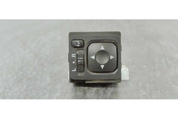 Recambio de mando retrovisor para citroen c-crosser 2.2 d referencia OEM IAM 183569  