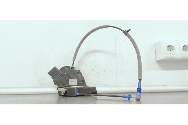 Recambio de cerradura puerta delantera izquierda para ford mondeo ber. (ca2) 2.0 tdci referencia OEM IAM 6M2AR21813EB  