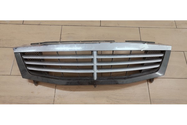 Recambio de rejilla delantera para ssangyong rexton rx 270 full referencia OEM IAM 7946308000  