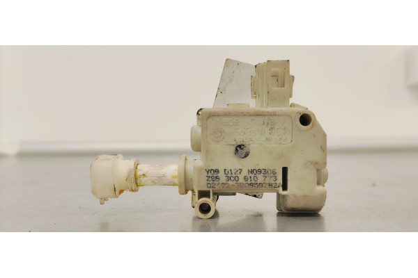 Recambio de modulo electronico para volkswagen passat berlina (3c2) 2.0 tdi 110 fap referencia OEM IAM 3C0810773  