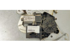 Recambio de elevalunas trasero izquierdo para renault scenic iii 1.9 dci 130 referencia OEM IAM 827310004R  